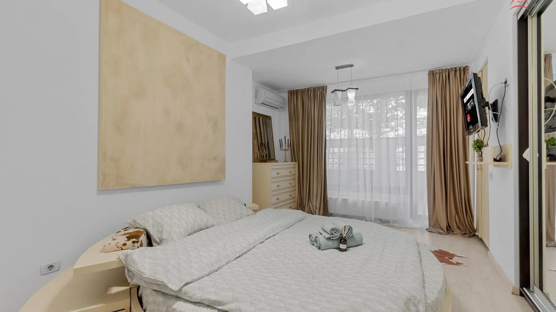 Baneasa Herastrau Apartment With Grand Terrace Bucharest