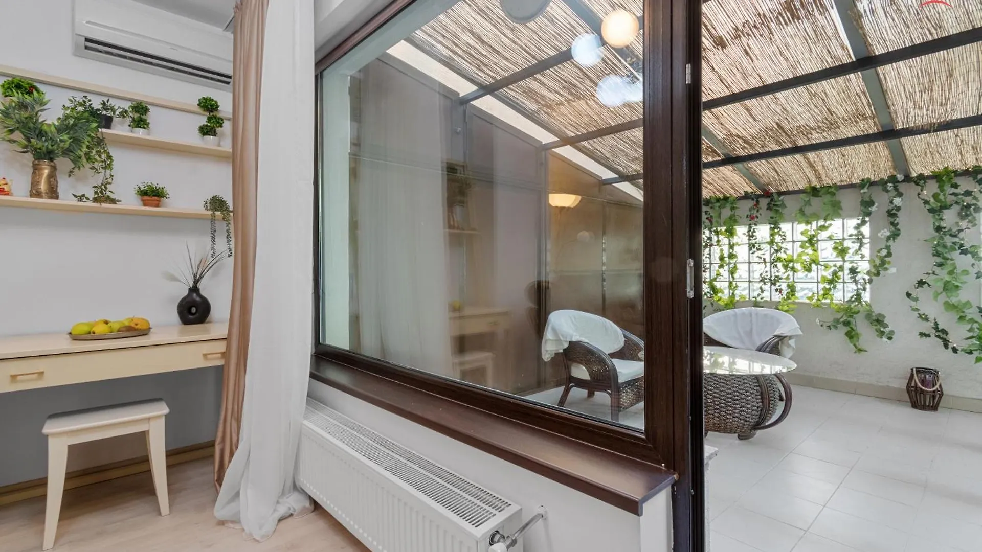 Baneasa Herastrau Apartment With Grand Terrace Bucharest