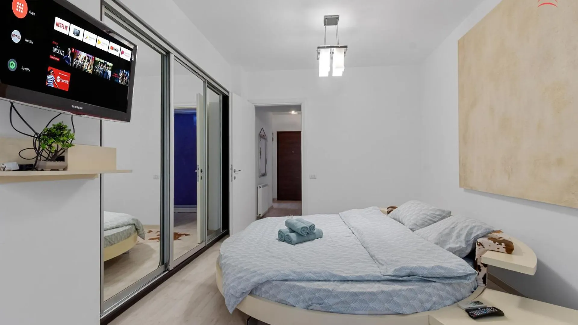 Baneasa Herastrau Apartment With Grand Terrace Bucharest